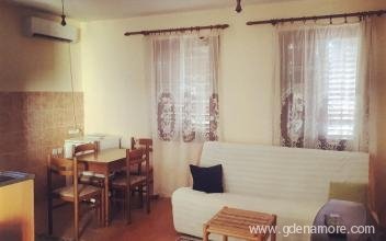 Apartments Danka, private accommodation in city Sutomore, Montenegro